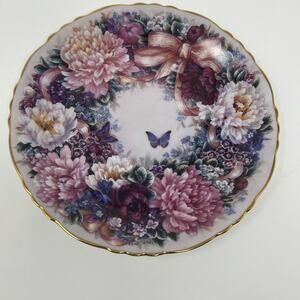 Circle of Love by Lena Liu Floral Greetings Collector Plates